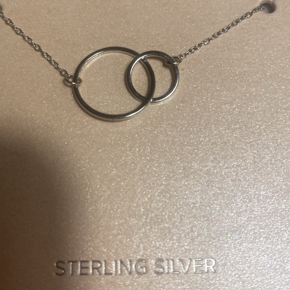 Francesca’s interlocking sterling silver necklace. 16 - 18 in. NWT - Picture 1 of 5